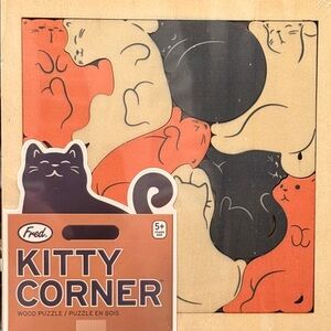Fred Kitty Corner Cat Puzzle in Orange and Black